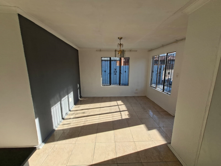 3 Bedroom Property for Sale in Geelhoutpark North West